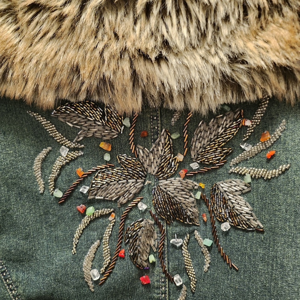 SEANDARA (L) beaded Jean jacket,removable fur collar